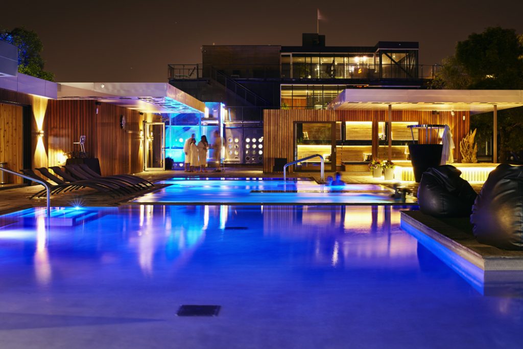 Un Spa sur l'eau à Montréal avec vue