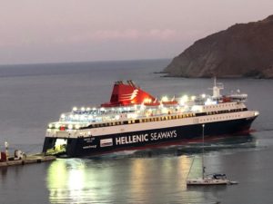ferry-amorgos-aegiali-arrivee-hellenic